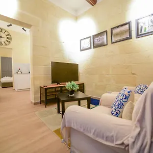 valletta-collection-felix-apartments.hotelssaintjulians.com/